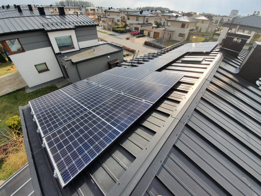 Moc instalacji: ~6kW