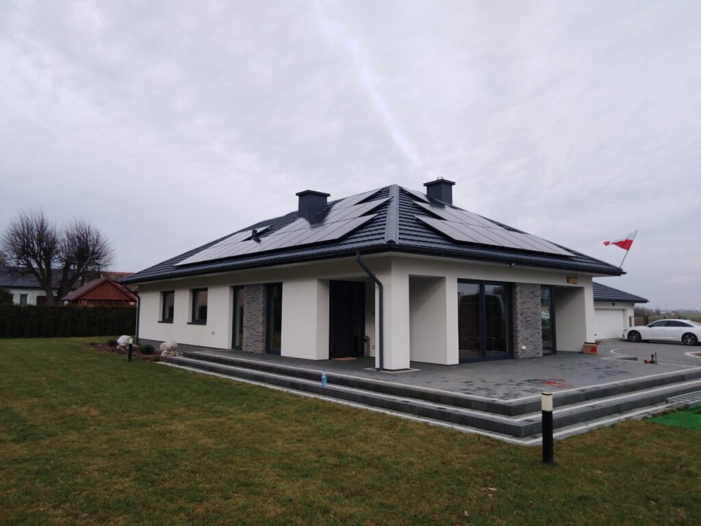 Moc instalacji: ~15kW